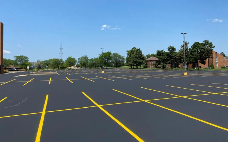 Complete Guide to Commercial Parking Lot Line Striping in Michigan
