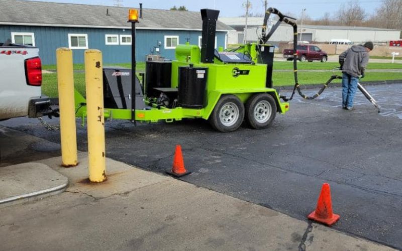 Asphalt Repair Strategies for High-Traffic Michigan Commercial Corridors